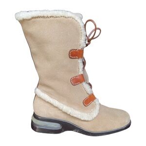 Cole Haan / Nike Air collab ladies shearling boot size 7 tan suede